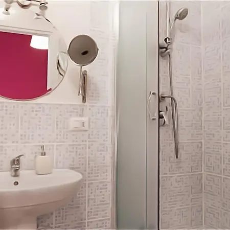 Frühstückspension Oberdan 3*